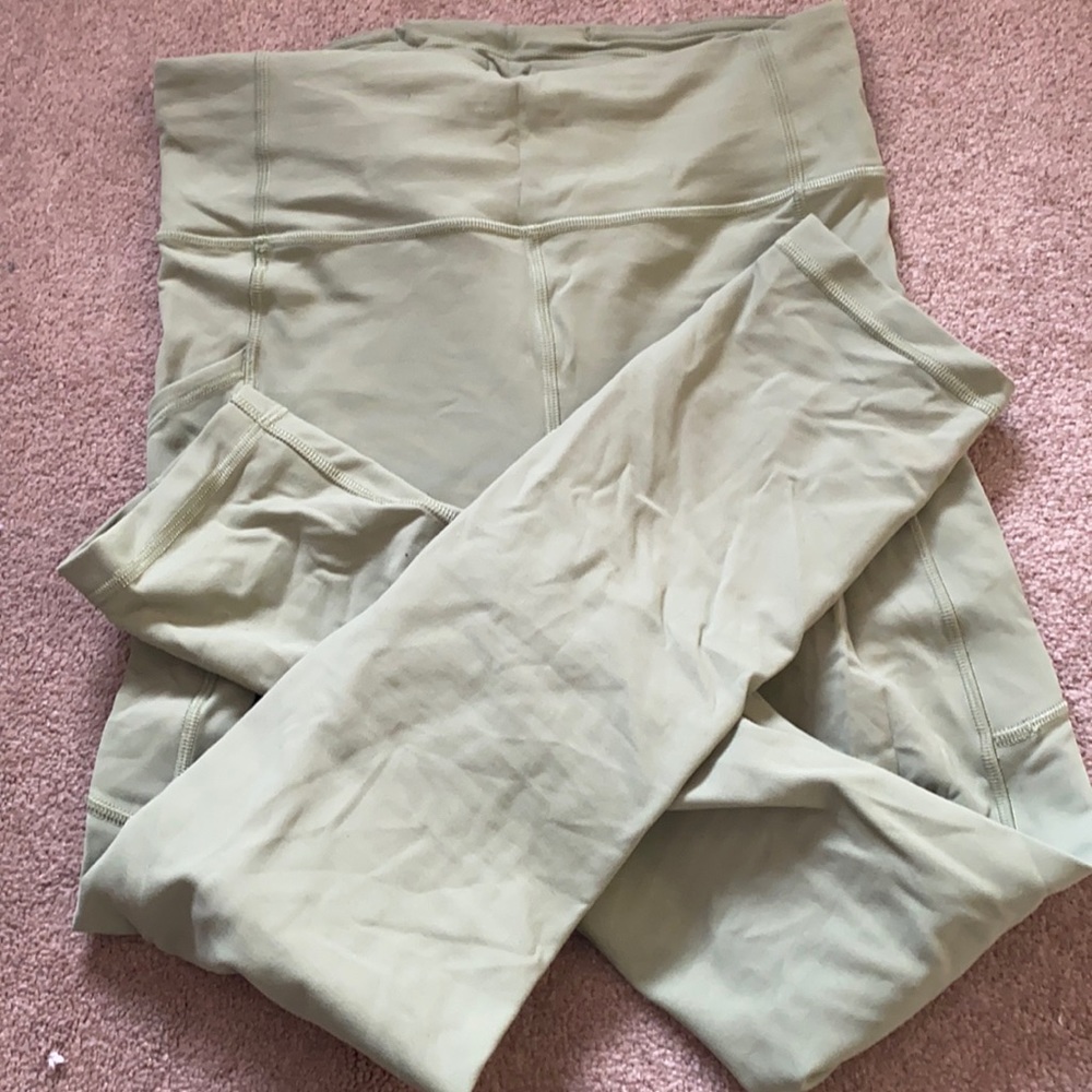 Lululemon Invigorate leggings